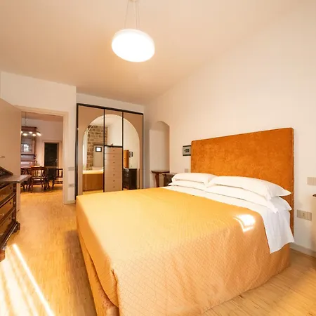 Roberto Historic House *