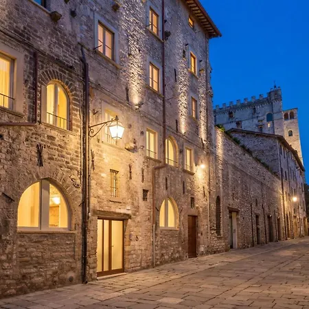 Roberto Historic House Апартаменты Губбио