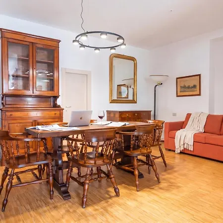 Апартаменты Roberto Historic House *