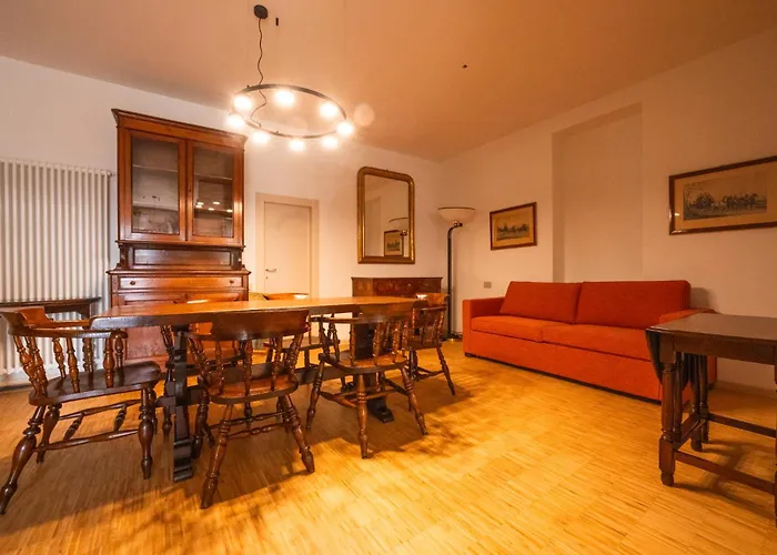 Roberto Historic House *